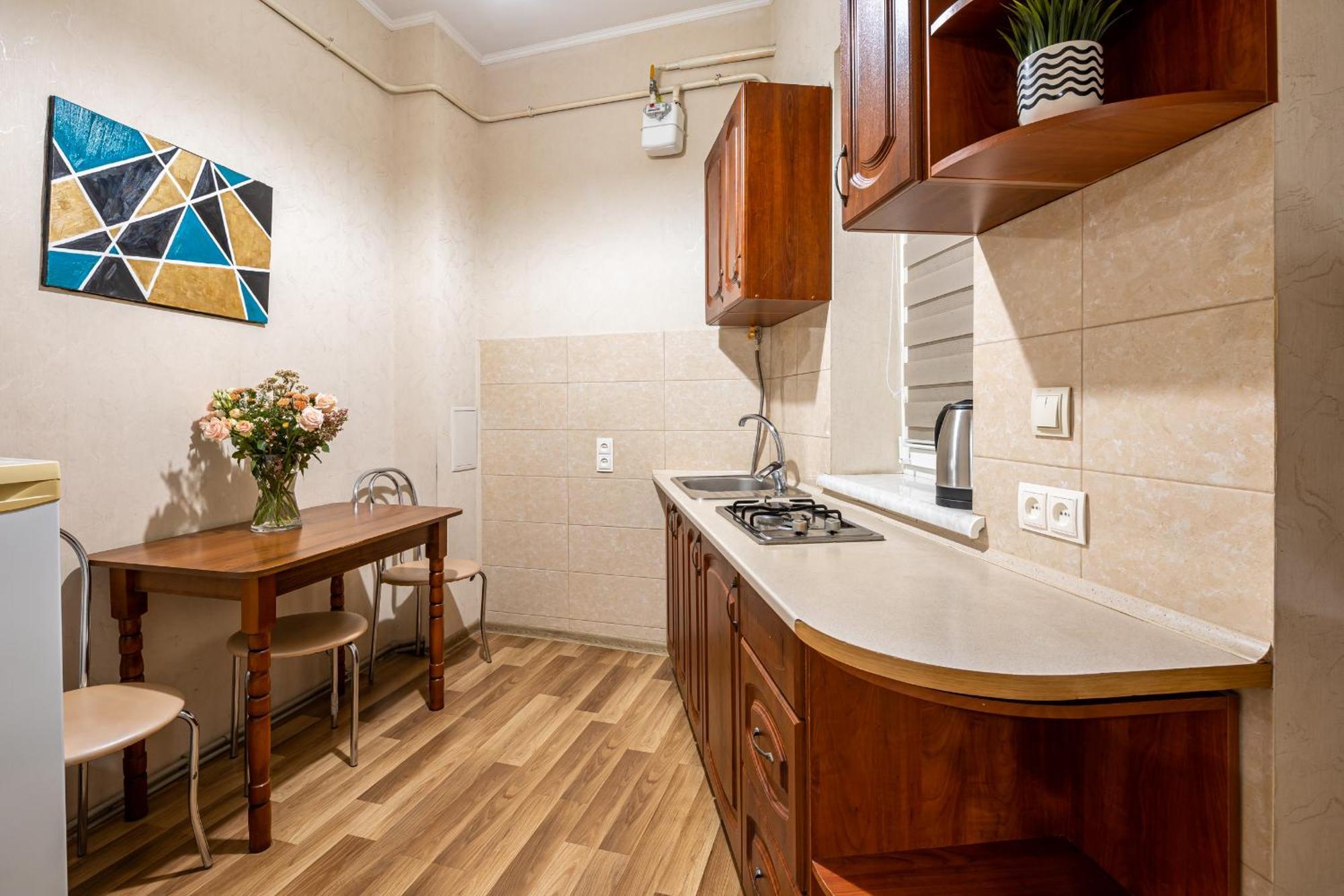 Apartment On Virmens'Ka Street 利沃夫 外观 照片