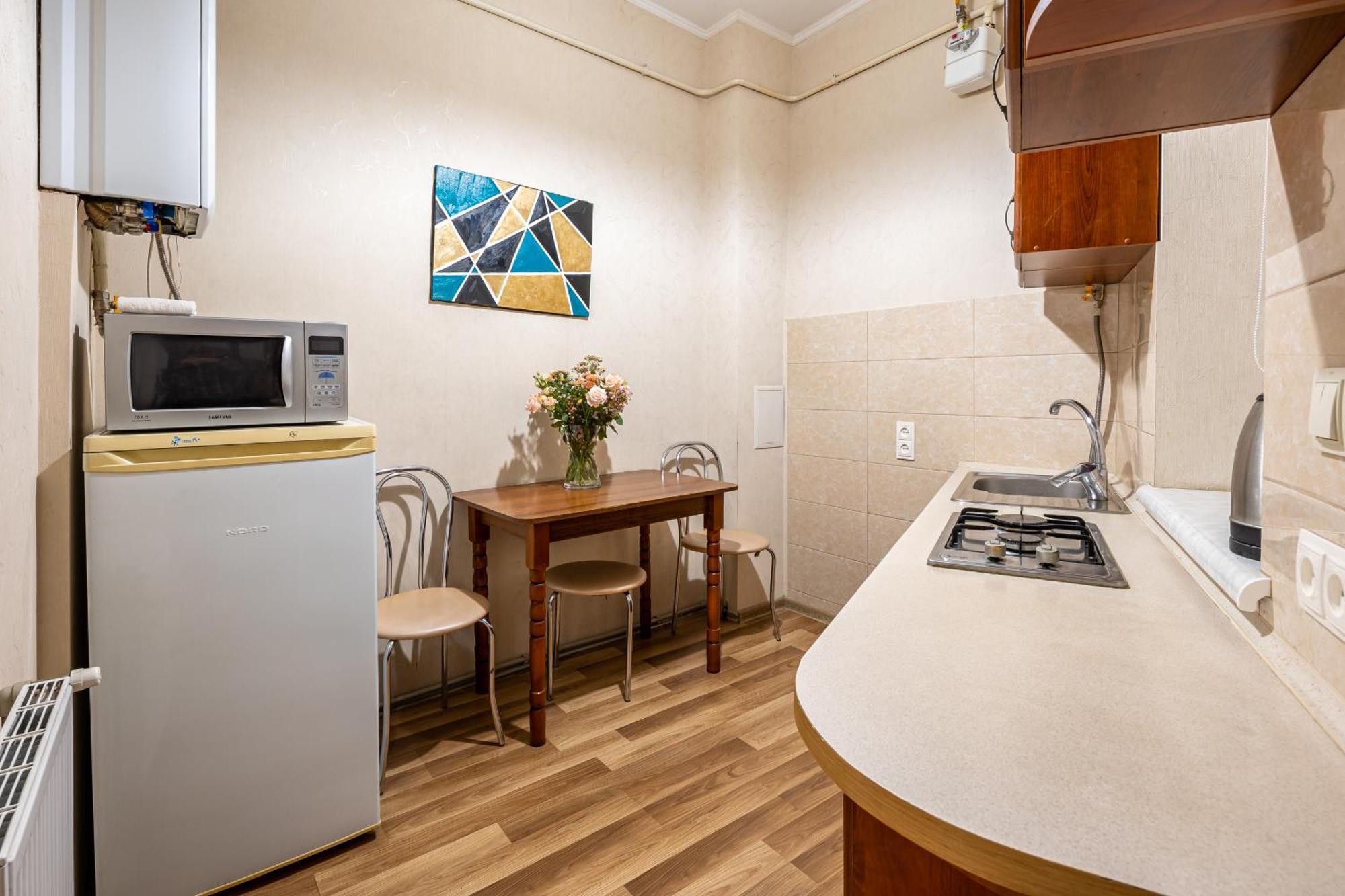 Apartment On Virmens'Ka Street 利沃夫 外观 照片