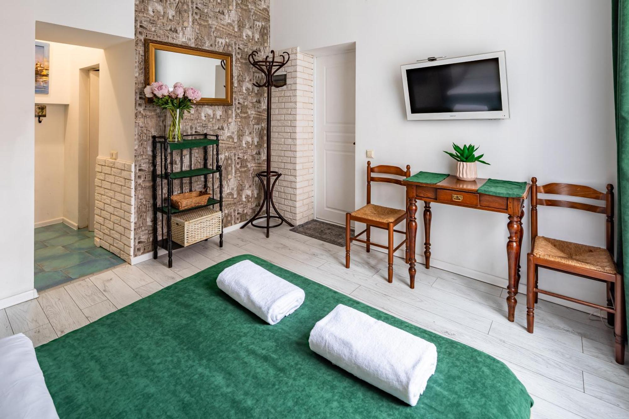 Apartment On Virmens'Ka Street 利沃夫 外观 照片